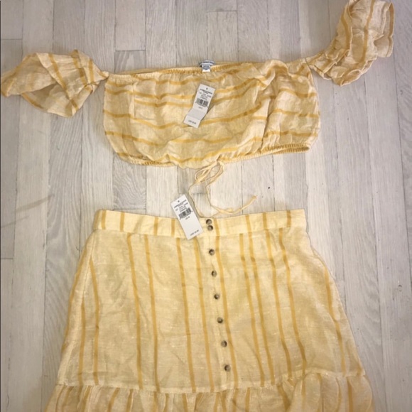 American Eagle Outfitters Other - NWT 2 piece set. Small top. Medium bottoms American Eagle Outfitters Other - NWT 2 piece set. Small top. Medium bottoms
